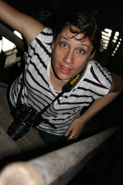 amanda climbing the chicago temple steeple