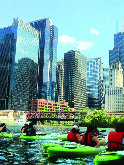 kayak tours in chicago river