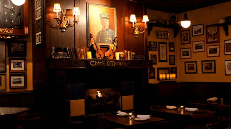 historic Irish pubs Chief O'Neill's Chicago